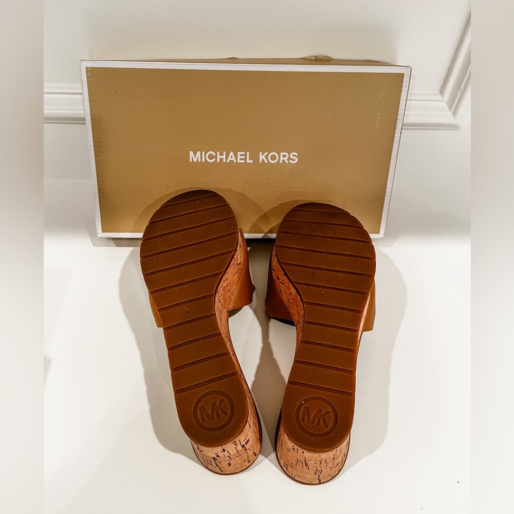 💕MICHAEL KORS-Elsa Leather and
Cork Platform Sandal💕 Size 7.5 - Picture 3 of 4